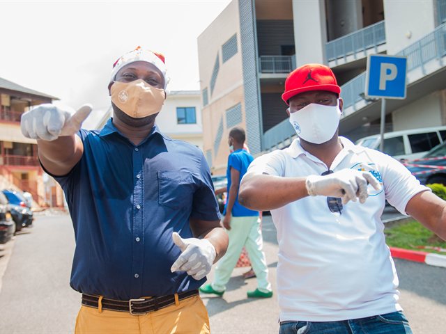 Action de Noël de NZILA Leaders en milieu hospitalier